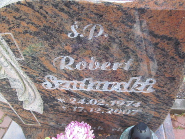 Robert Szutarski 1974 Jedlina Zdrój - Grobonet - Wyszukiwarka osób pochowanych