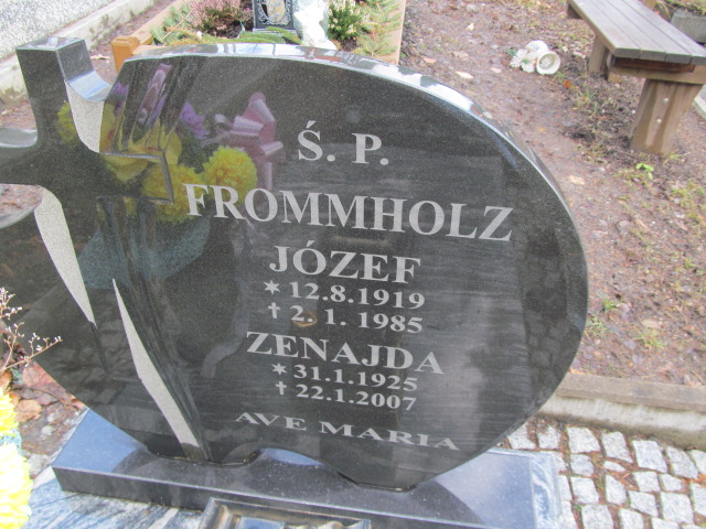 Zenajda Frommholz 1925 Jedlina Zdrój - Grobonet - Wyszukiwarka osób pochowanych
