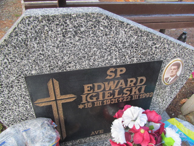Grób Edward Igielski