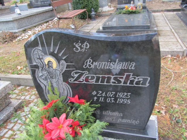 Grób Irena Zemska