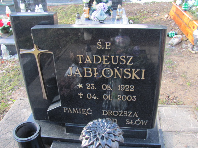 Tadeusz Jabłoński 1922 Jedlina Zdrój - Grobonet - Wyszukiwarka osób pochowanych